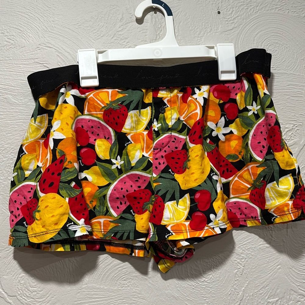 PINK Victoria’s Secret Tropical Floral Fruit Print Pajama Shorts Size Medium